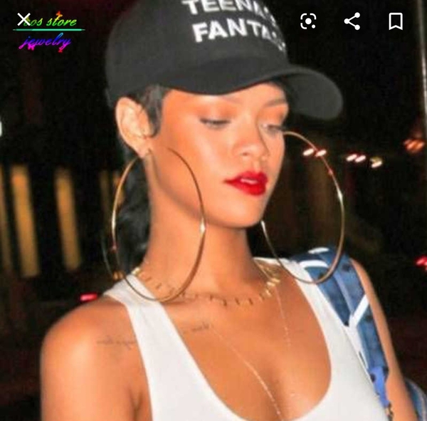 To wonder if hoop earrings are tacky ?