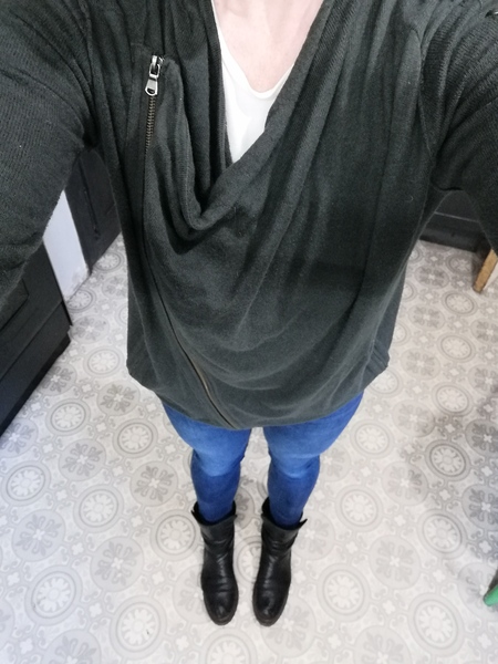 What are you wearing today? Countdown to Christmas