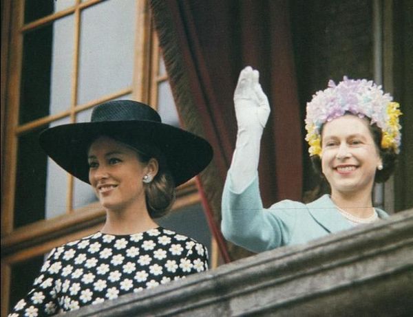 Royal style: we want more salwars and we're not sari about it!
