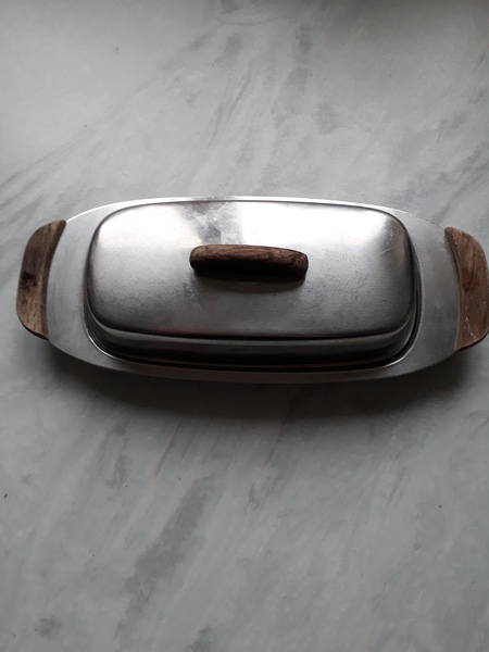 BUTTER DISHES