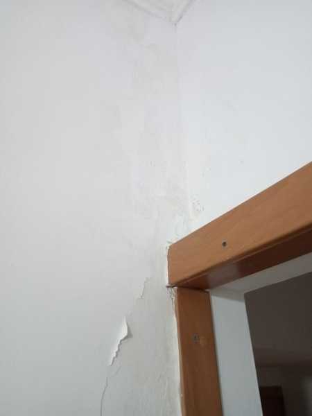 On holiday in Italy and apartment is damp!