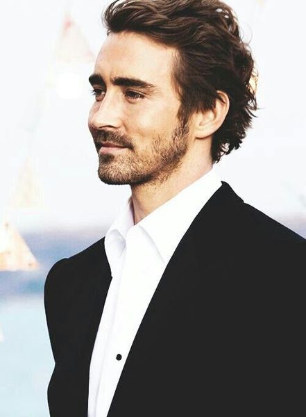 Who do you have a crush on at this very minute?