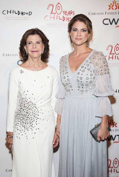 Royal style: tours, rings and gowns galore, how could we possibly ask for more?