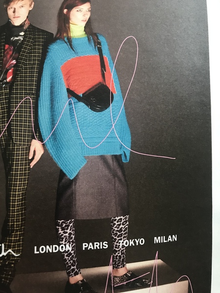 Which tights with black leather skirt?