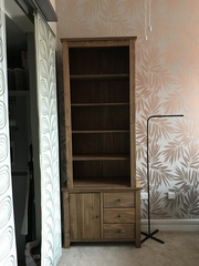 Would it be horribly outing to ask for a picture of your lounge?