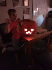 Wankerbastards and autumn weather, crunchy leaves, browning heather. We want crisp, cool days and crisp, cool wine, or beer or gin. But only a couple, as we smash moderatin'.