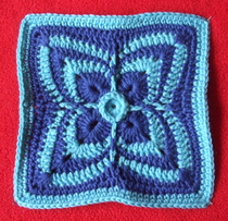 The Blanket for FiveGoMadInDorset and her family, lovely folk, we need help.