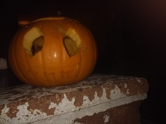 Wankerbastards and autumn weather, crunchy leaves, browning heather. We want crisp, cool days and crisp, cool wine, or beer or gin. But only a couple, as we smash moderatin'.