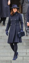 Do you match your handbag to your outfit?