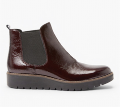 Flat comfy beautiful boots?!
