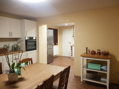 Show me your cream kitchens pls?