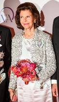 Royal style: we want more salwars and we're not sari about it!