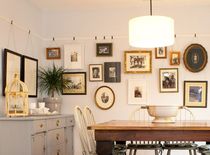 Picture rails