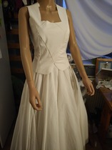 I am exhibiting at a Wedding Fair on Sunday & 2 weeks ago DD challenged me to make a wedding dress