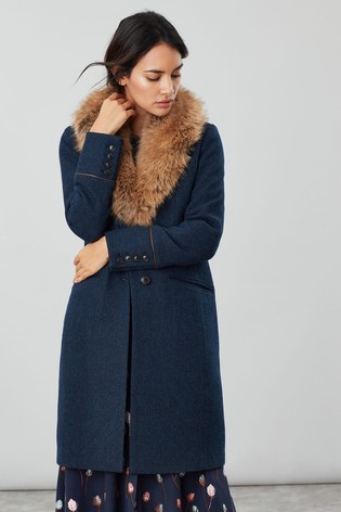 Has anyone seen a coat like this?