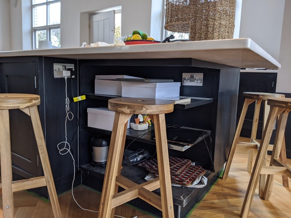 Kitchen island plug sockets....
