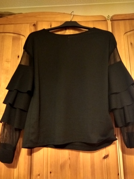 All Black for a night out?