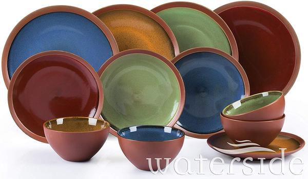 AIBU in thinking plates should be white?