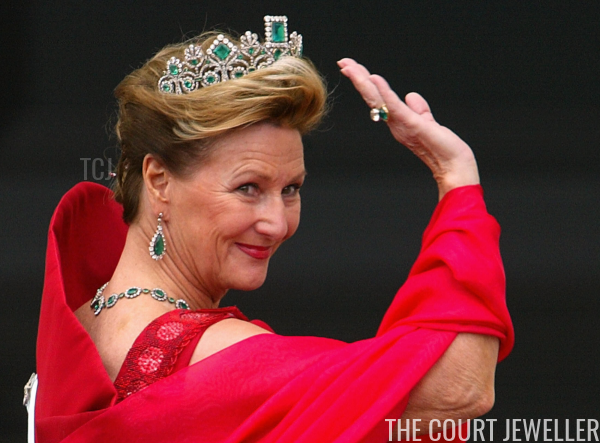 Royal style: fewer new frocks, more old rocks