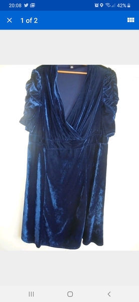 Blue velvet dress, how to accessorise?