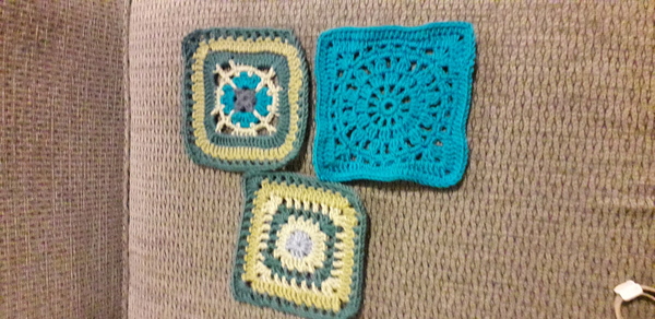 The Blanket for Twittlebee and her family, lovely folk, we need help.