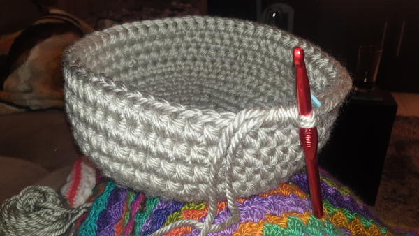 What crochet hook size please?