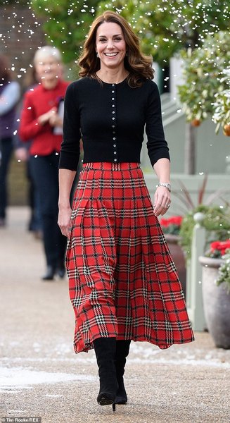 Royal style: fewer new frocks, more old rocks