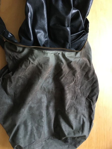 Cleaning bag lining (photo)