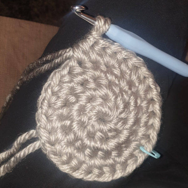 What crochet hook size please?