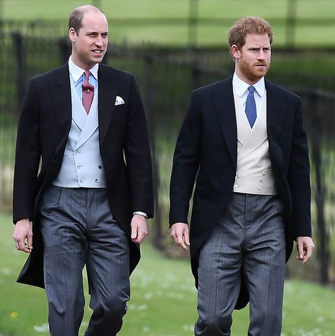 Royal style: it's leather skirt season!