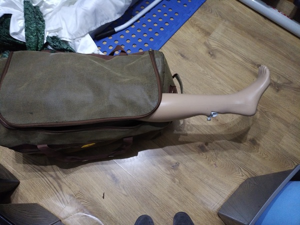 Long shot, but does anyone have a mannequin I could borrow (near Kings Cross)
