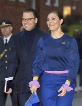 Royal style: fewer new frocks, more old rocks