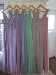 Which dresses do you prefer?