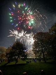 Wankerbastards and autumn weather, crunchy leaves, browning heather. We want crisp, cool days and crisp, cool wine, or beer or gin. But only a couple, as we smash moderatin'.