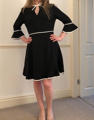 Help me with this dress please