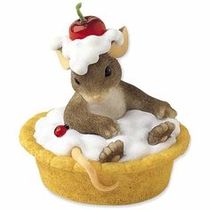 Who does a Christmas/North pole breakfast on the 1st?