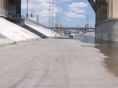 23 minutes into bbc national news and 75 seconds to cover the biblical weather unfolding in Sheffield and north today!!