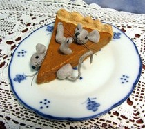 Who does a Christmas/North pole breakfast on the 1st?