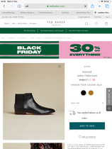 Feminine black flat Chelsea boots