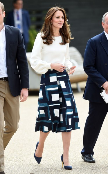 Royal style: fewer new frocks, more old rocks