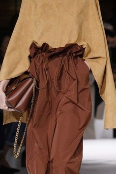 Les Parisiennes de Mamansnet: Be More Aunt Larry