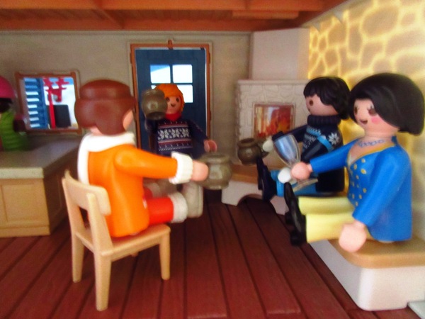 It's the Christmas season for the Playmobil people in our house...