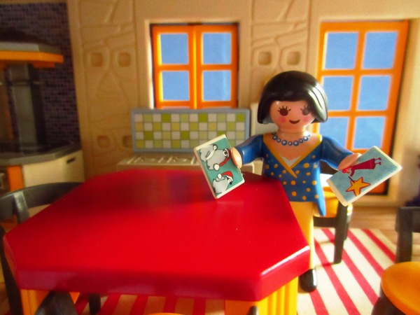 It's the Christmas season for the Playmobil people in our house...