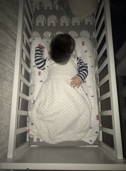 Help! Keeping newborn warm at night without overheating - cold feet/hands/face?