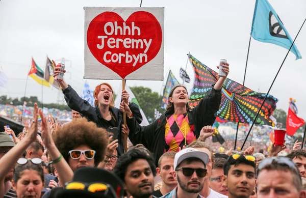 To think it’s utterly disgraceful that Corbyn hasn’t resigned