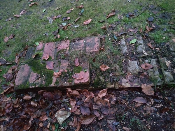 How do I remove this brick structure?