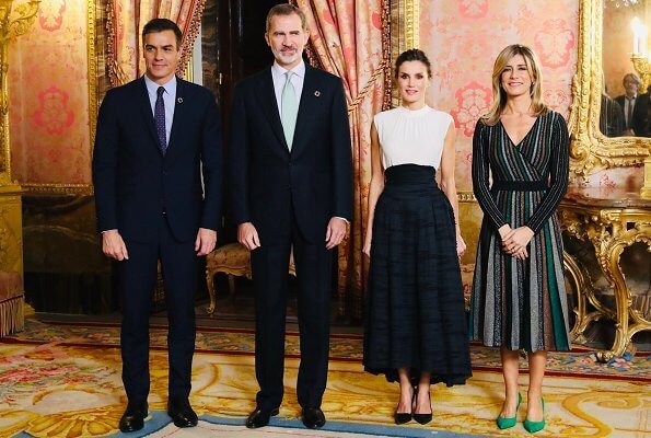 Royal style: fewer new frocks, more old rocks