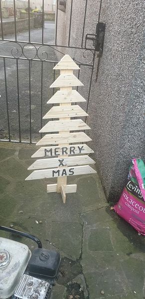 Where’s the Facebook Marketplace Christmas Tat thread?!