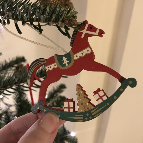 Show me your baubles?