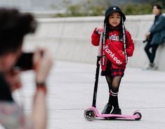 Les Parisiennes de Mamansnet: Be More Aunt Larry